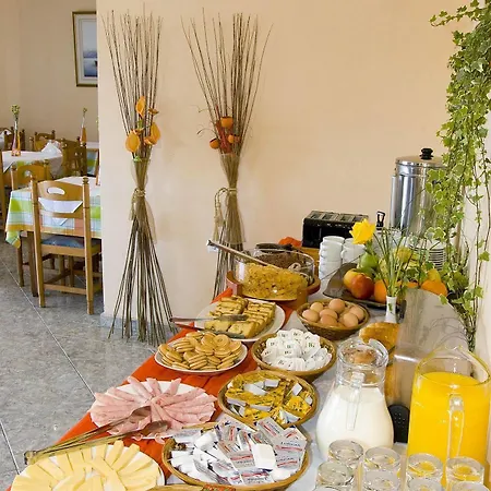 Apart Otel Plessas Palace