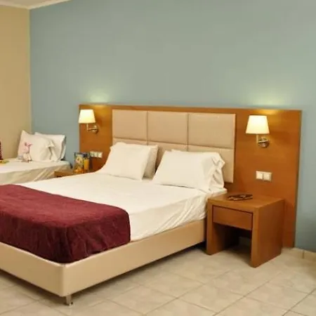 Plessas Palace Lägenhetshotell 3*